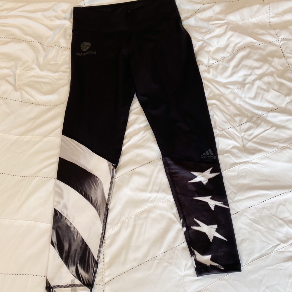 Adidas USA Volleyball black leggings, size Large